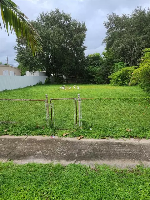 1851 Wilmington St, Opa Locka, FL 33054