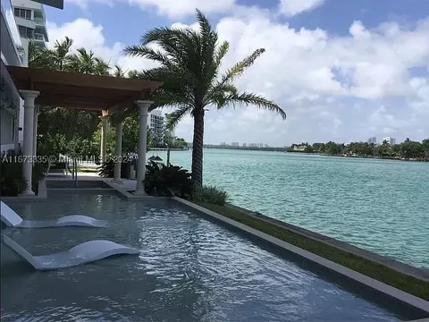 9821 E Bay Harbor Dr #PH-905, Bay Harbor Islands, FL 33154