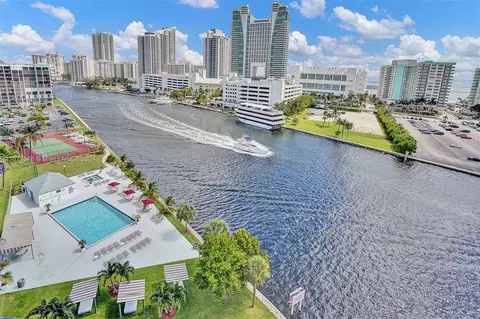 200 Leslie Dr #604, Hallandale Beach, FL 33009