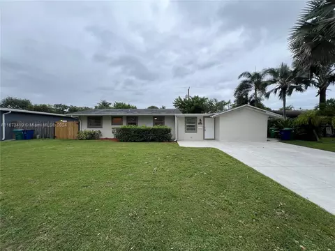 5013 SW 90th Ter, Cooper City, FL 33328