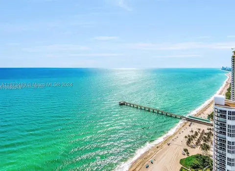 16901 Collins Ave #3303, Sunny Isles Beach, FL 33160