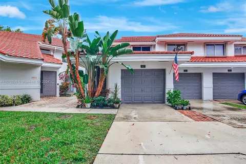 947 NW 92nd Ter #947, Plantation, FL 33324
