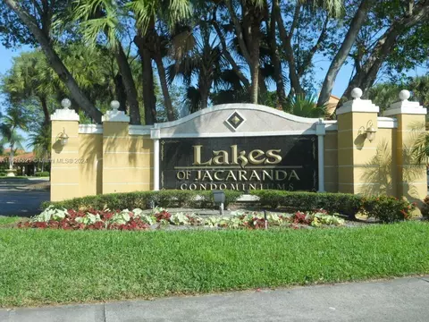 10749 Cleary Blvd #310, Plantation, FL 33324