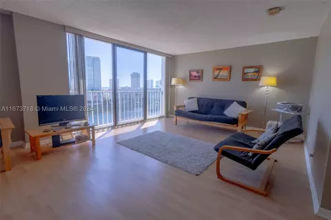 290 174th St #1615, Sunny Isles Beach, FL 33160