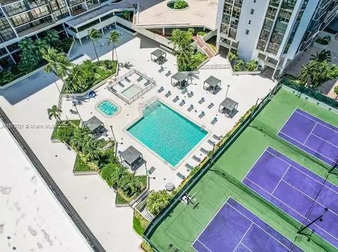 Exterior - 1925 Brickell Ave #D2112, Miami, FL 33129 photo 6 of 9