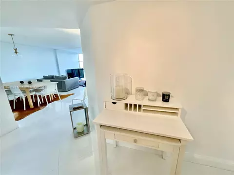 Entry Way - 1925 Brickell Ave #D2112, Miami, FL 33129 photo 1 of 1