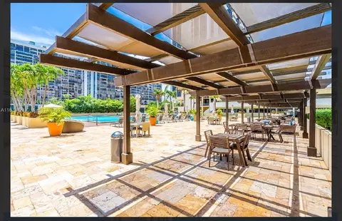Exterior - 1925 Brickell Ave #D2112, Miami, FL 33129 photo 4 of 9