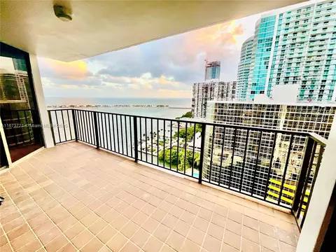 Exterior - 1925 Brickell Ave #D2112, Miami, FL 33129 photo 1 of 9