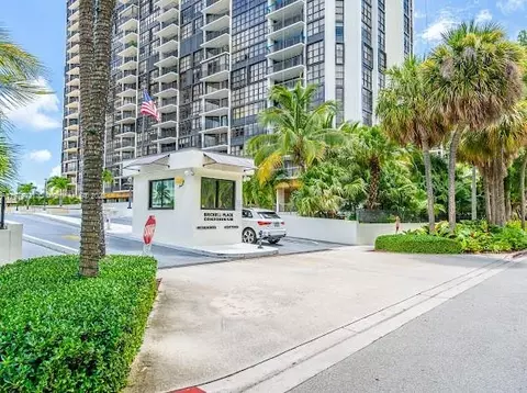Exterior - 1925 Brickell Ave #D2112, Miami, FL 33129 photo 2 of 9