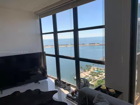 View/Area - 1925 Brickell Ave #D2112, Miami, FL 33129 photo 7 of 7