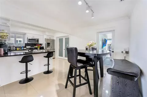 1175 W 33rd St, Hialeah, FL 33012 photo 10