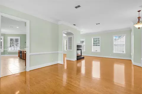 Living - 5956 Caymus Loop, Windermere, FL 34786 photo 2 of 4
