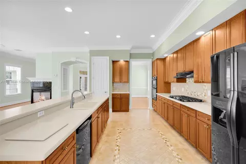 Kitchen - 5956 Caymus Loop, Windermere, FL 34786 photo 3 of 3
