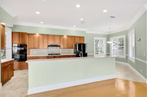 Kitchen - 5956 Caymus Loop, Windermere, FL 34786 photo 2 of 3