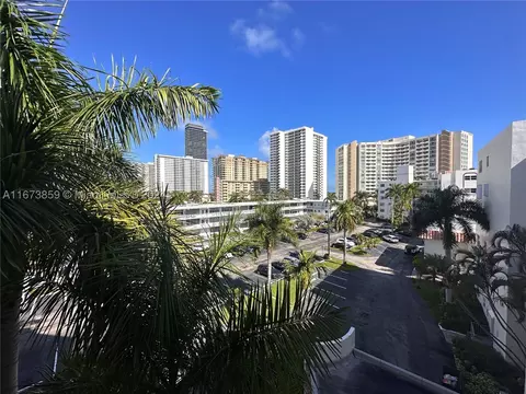 3181 S Ocean Dr #501, Hallandale Beach, FL 33009