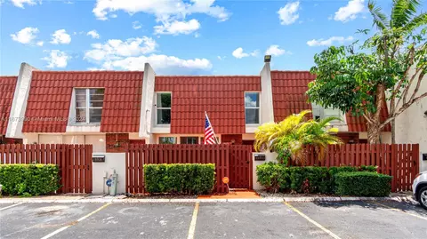 13933 SW 84th St #904, Miami, FL 33183