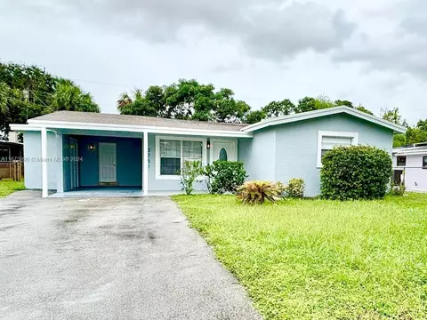 3751 NW 8th St, Lauderhill, FL 33311
