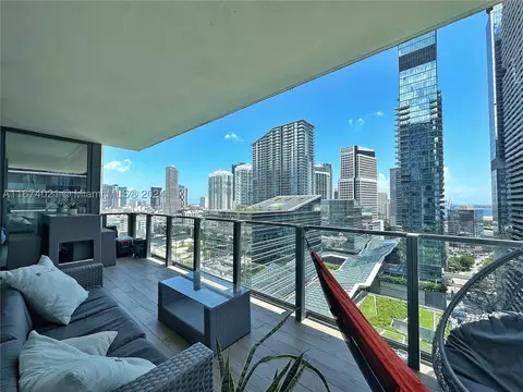 88 SW 7th St #1801, Miami, FL 33130