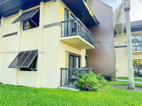 7915 SW 86th St #729, Miami, FL 33143