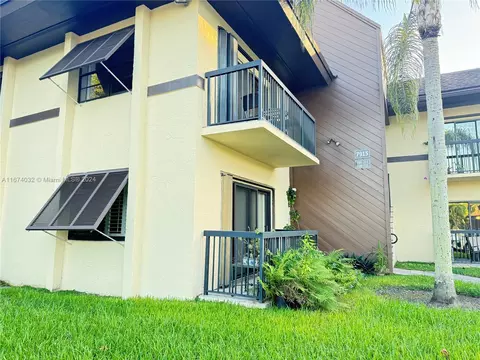 7915 SW 86th St #729, Miami, FL 33143