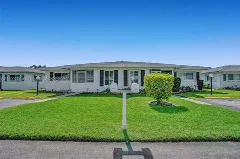 8640 NW 10th Ct #A125, Plantation, FL 33322