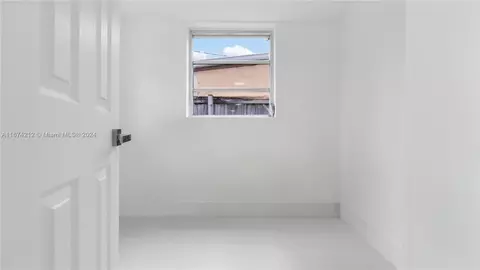 721 NE 4th Pl, Hialeah, FL 33010 photo 22