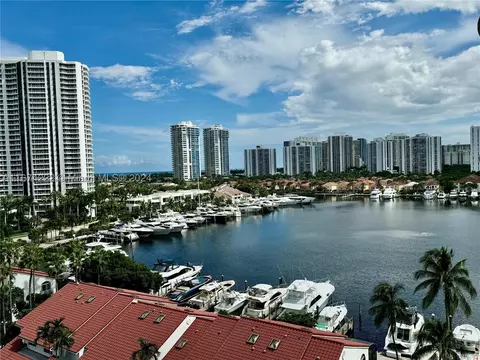 3610 Yacht Club Dr #906, Aventura, FL 33180