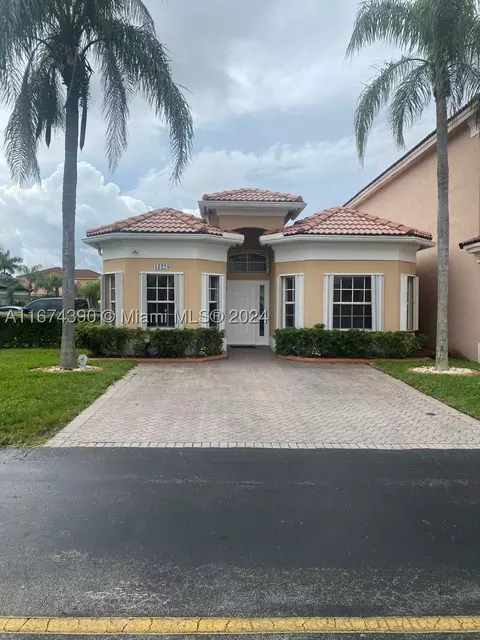 16220 SW 101st Ter, Miami, FL 33196