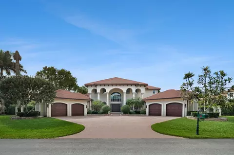 3151 E Stonebrook Cir, Davie, FL 33330