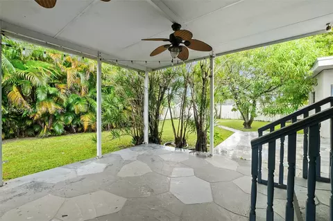 460 Forrest Dr, Miami Springs, FL 33166 photo 21