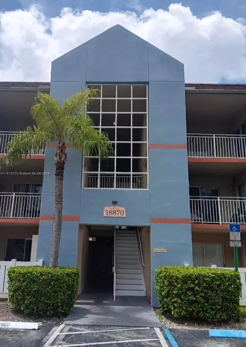 18870 NW 57th Ave #108, Hialeah, FL 33015