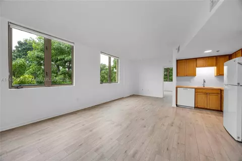 2630 SW 28th St #41, Miami, FL 33133