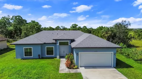 2953 N Everglades Blvd, Naples, FL 34120
