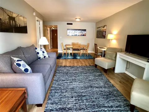 4101 Indian Creek Dr #302, Miami Beach, FL 33140