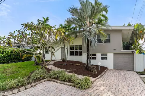 2518 Whale Harbor Ln, Fort Lauderdale, FL 33312