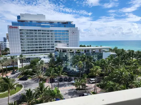 2899 E Collins Ave #1025, Miami Beach, FL 33140