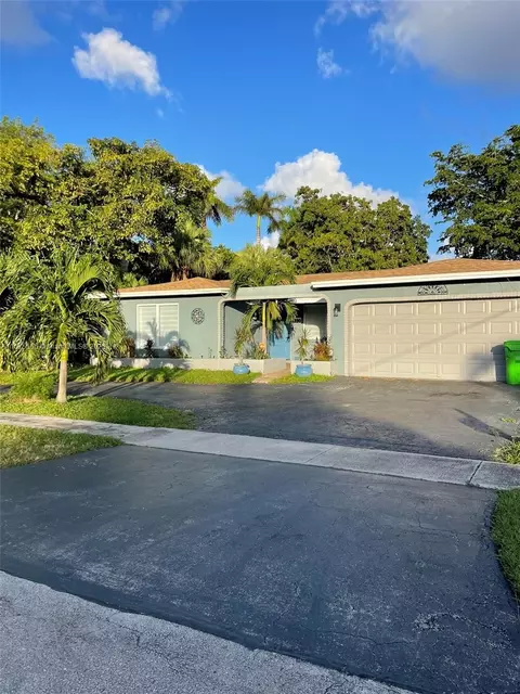 4390 NW 115th Ave, Sunrise, FL 33323