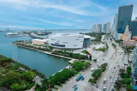 900 Biscayne Blvd #2304, Miami, FL 33132
