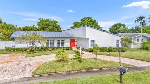 9271 SW 76th St, Miami, FL 33173