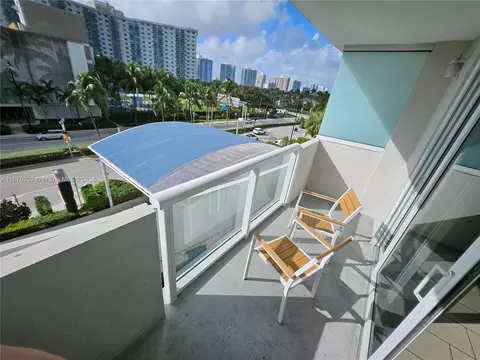 19201 Collins Ave #237, Sunny Isles Beach, FL 33160