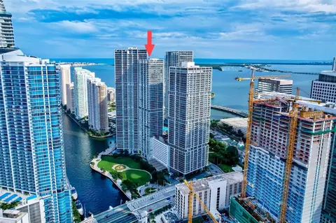 475 Brickell Ave #1810, Miami, FL 33131
