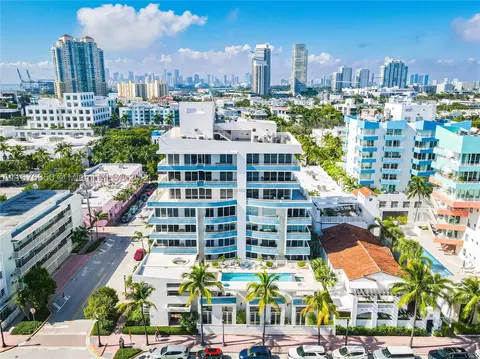 200 Ocean Dr #6B, Miami Beach, FL 33139