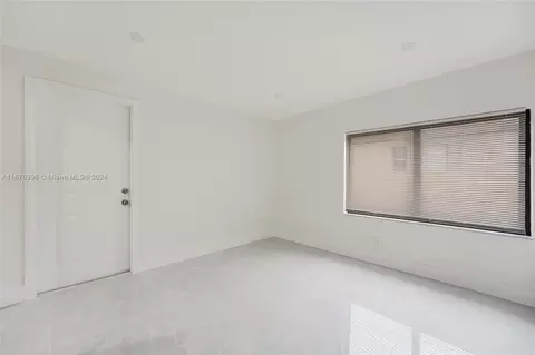 1740 NW 53rd St, Miami, FL 33142 photo 9