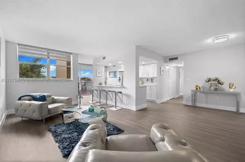 9441 SW 4th St #310, Miami, FL 33174