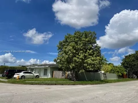 10001 SW 23rd Ter #10001, Miami, FL 33165