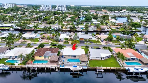 360 SE 3rd Ct, Pompano Beach, FL 33060
