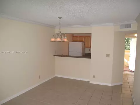 10007 Twin Lakes Dr #25-O, Coral Springs, FL 33071