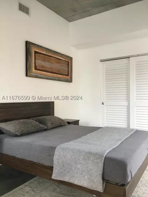 151 SE 1st St #410, Miami, FL 33131