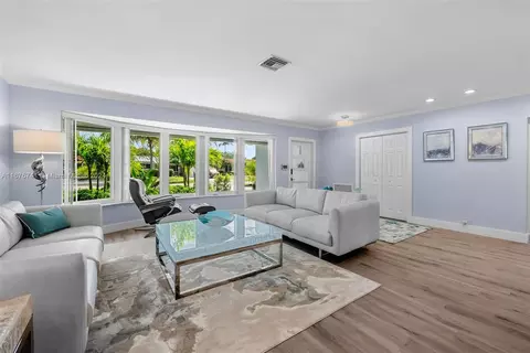 4811 Grant St, Hollywood, FL 33021