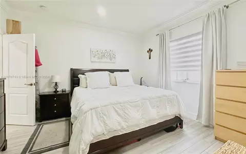 8100 W 28th Ct #210, Hialeah, FL 33018 photo 14